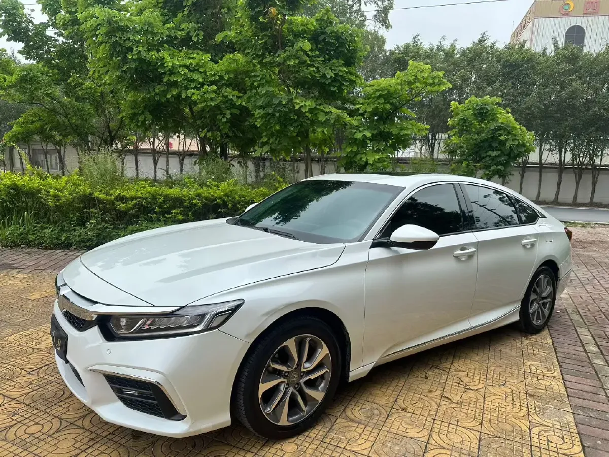 2019 Honda Inspire 1.5T 194HP L4 CVT,autocango,china used car exporter,china ev exporter,chinese used car exporter,chinese used ev exporter