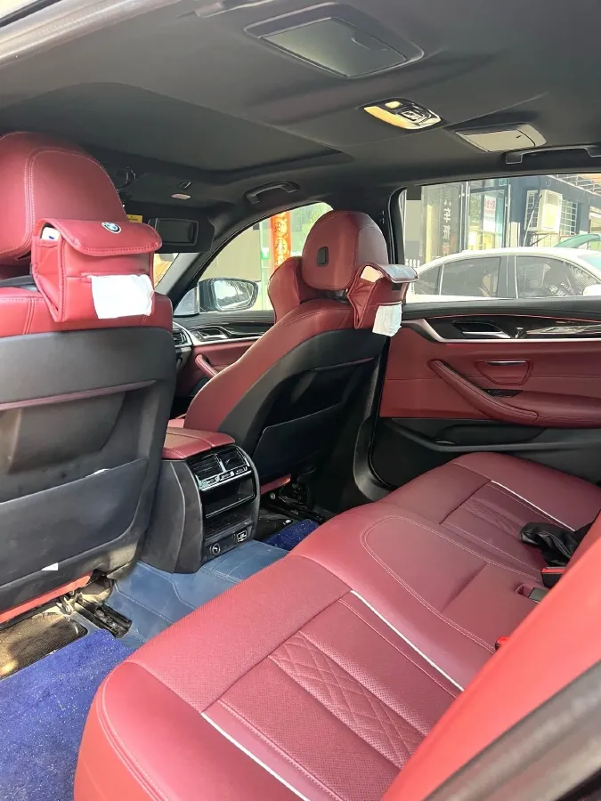2022 BMW 5 Series 2.0T 184HP L4 8AT,autocango,china used car exporter,china ev exporter,chinese used car exporter,chinese used ev exporter