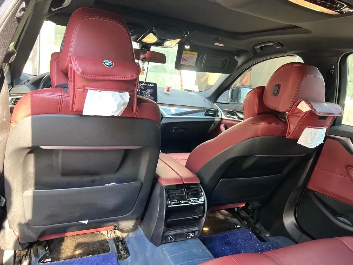 2022 BMW 5 Series 2.0T 184HP L4 8AT,autocango,china used car exporter,china ev exporter,chinese used car exporter,chinese used ev exporter