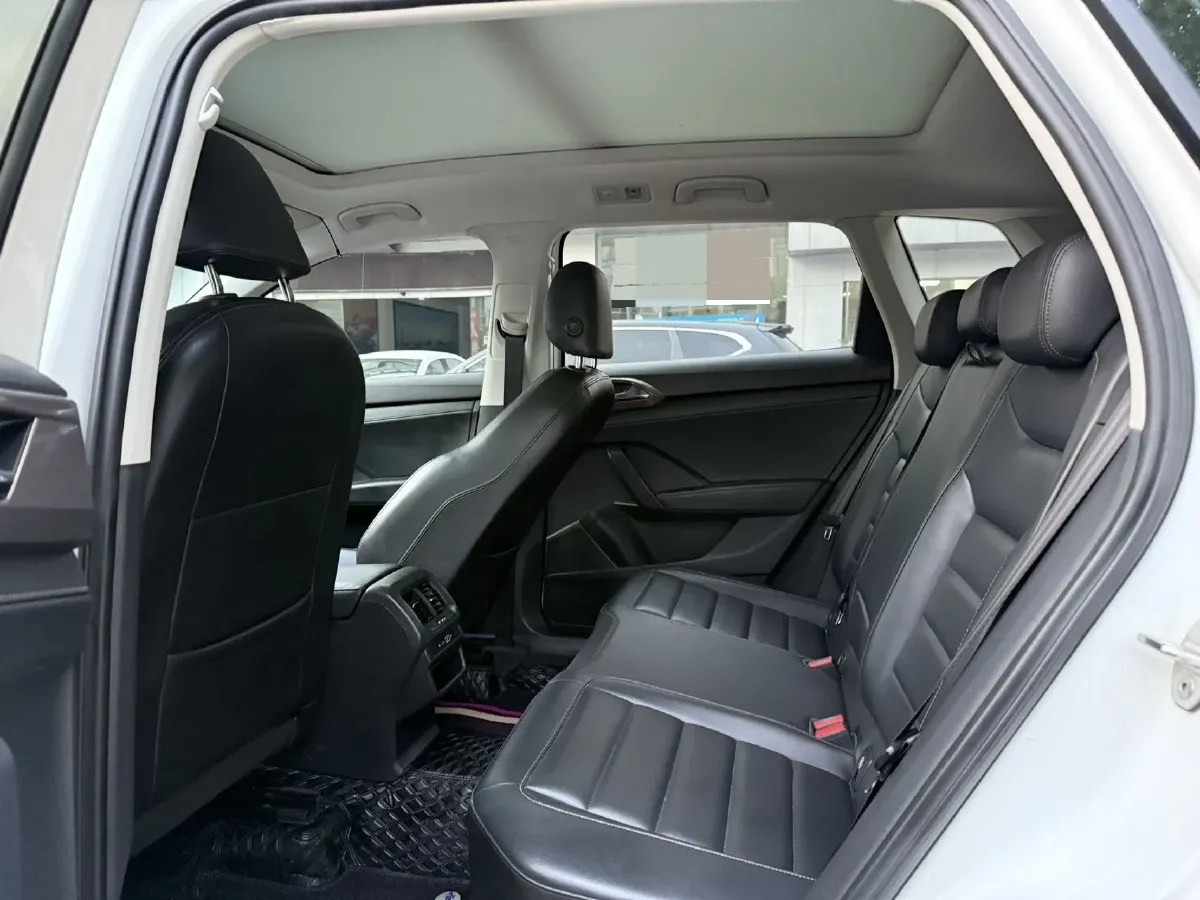 2021 Volkswagen Tharu 1.4T 150HP L4 7DCT,autocango,china used car exporter,china ev exporter,chinese used car exporter,chinese used ev exporter