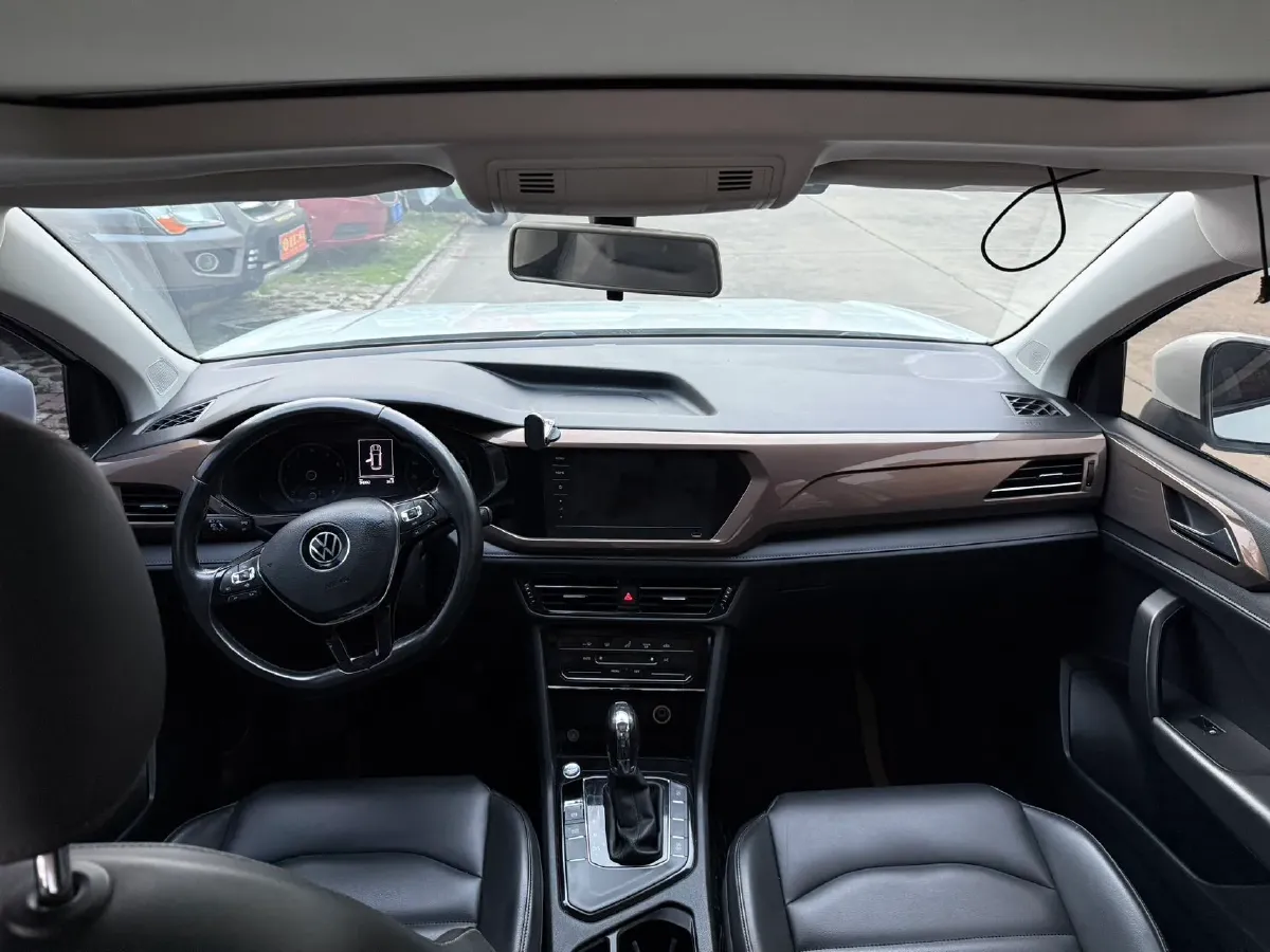 2021 Volkswagen Tharu 1.4T 150HP L4 7DCT,autocango,china used car exporter,china ev exporter,chinese used car exporter,chinese used ev exporter