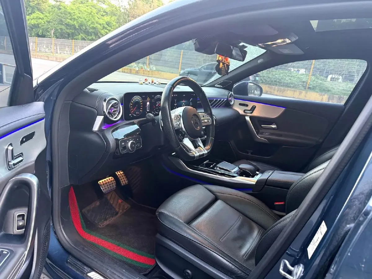2019 Mercedes-Benz A AMG 2.0T 306HP L4 7DCT,autocango,china used car exporter,china ev exporter,chinese used car exporter,chinese used ev exporter