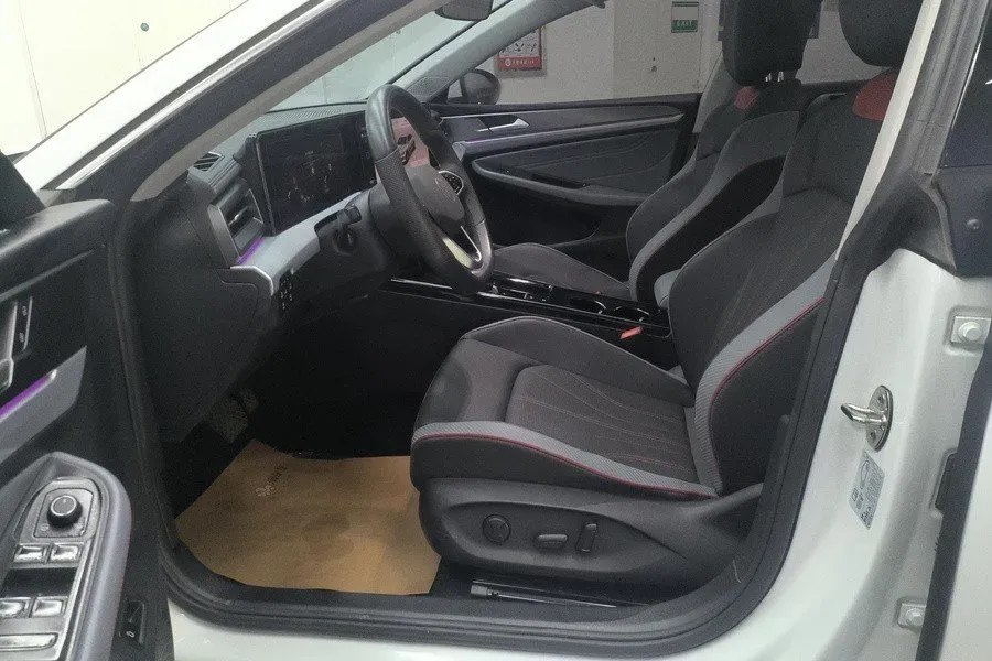 2023 Volkswagen Lamando 1.4T 150HP L4 7DCT,autocango,china used car exporter,china ev exporter,chinese used car exporter,chinese used ev exporter
