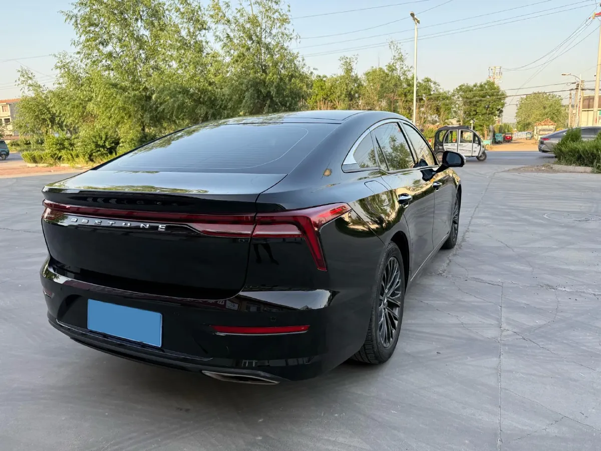 2023 Bestune B70 1.5T 169HP L4 7DCT,autocango,china used car exporter,china ev exporter,chinese used car exporter,chinese used ev exporter