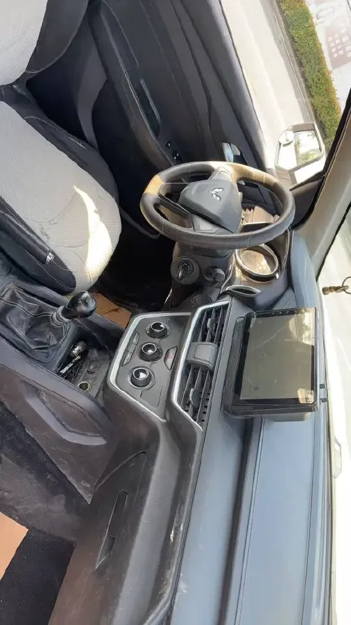 2019 JinBei JinDian 2.2L 116HP L4 5MT,autocango,china used car exporter,china ev exporter,chinese used car exporter,chinese used ev exporter
