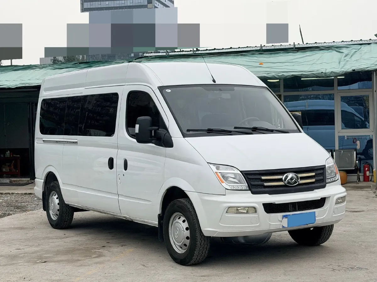 2023 MAXUS XinTu V80 2.0T 127HP L4 6MT,autocango,china used car exporter,china ev exporter,chinese used car exporter,chinese used ev exporter