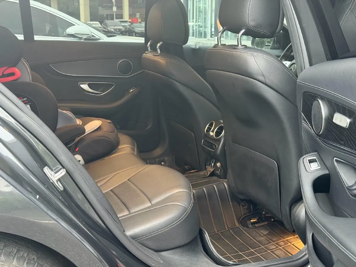 2020 Mercedes-Benz C Class 1.5T 184HP L4 9AT,autocango,china used car exporter,china ev exporter,chinese used car exporter,chinese used ev exporter