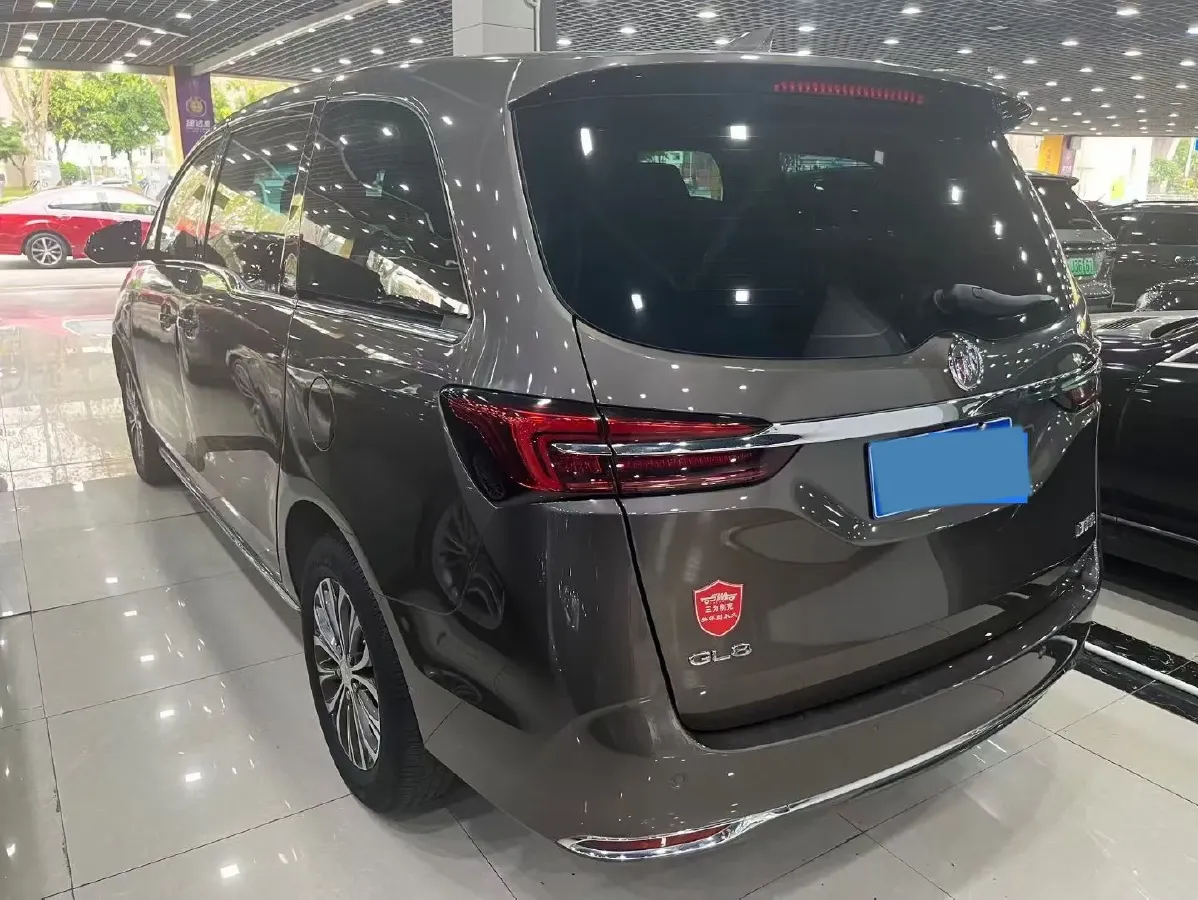 2023 Buick GL8 2.0T 237HP L4 9AT,autocango,china used car exporter,china ev exporter,chinese used car exporter,chinese used ev exporter