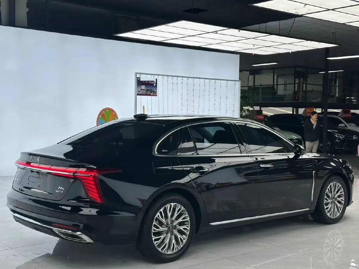 2023 HongQi H5 2.0T 224HP L4 8AT,autocango,china used car exporter,china ev exporter,chinese used car exporter,chinese used ev exporter