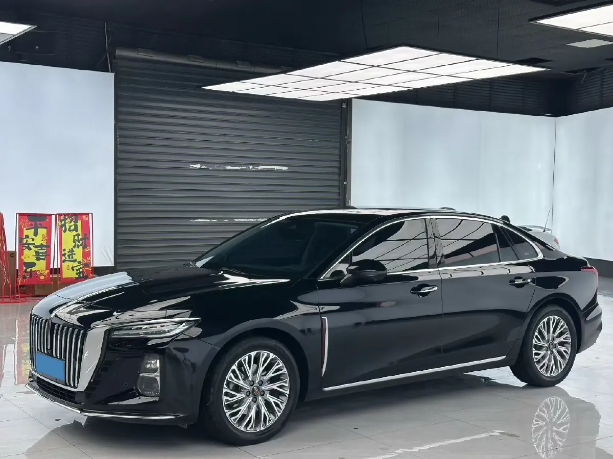 2023 HongQi H5 2.0T 224HP L4 8AT,autocango,china used car exporter,china ev exporter,chinese used car exporter,chinese used ev exporter