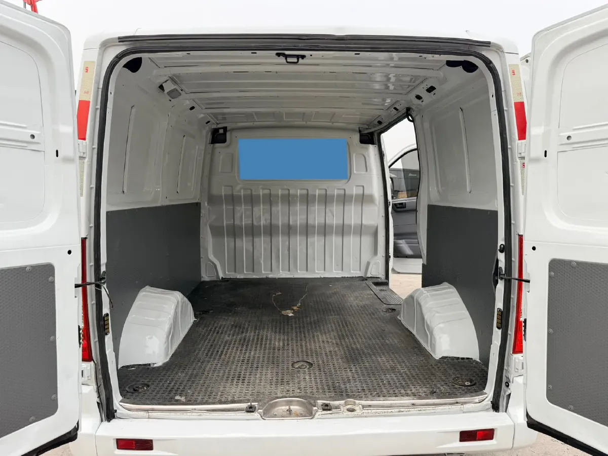 2021 DongFeng DFAC YuFeng 2.3T 136HP L4 6MT,autocango,china used car exporter,china ev exporter,chinese used car exporter,chinese used ev exporter