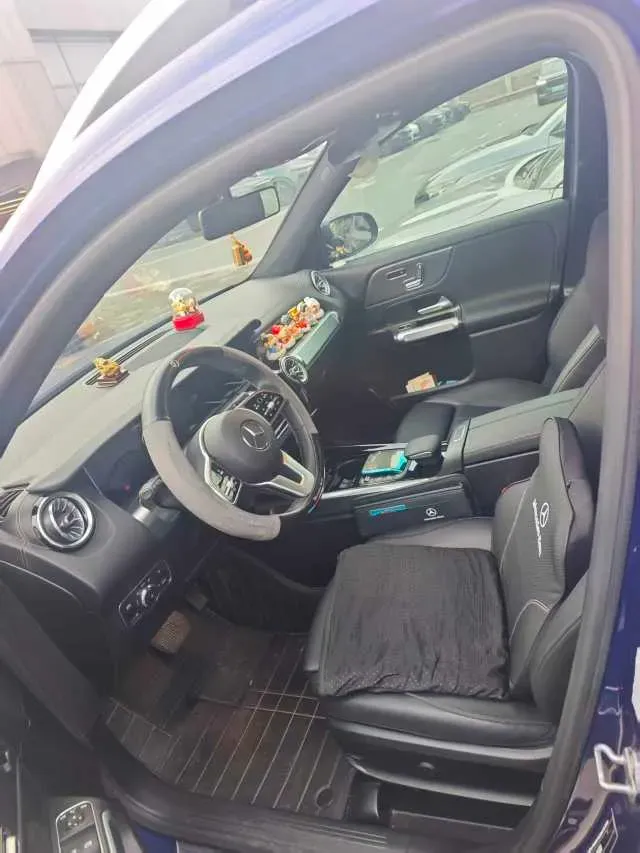 2020 Mercedes-Benz GLB Class 1.3T 163HP L4 7DCT,autocango,china used car exporter,china ev exporter,chinese used car exporter,chinese used ev exporter