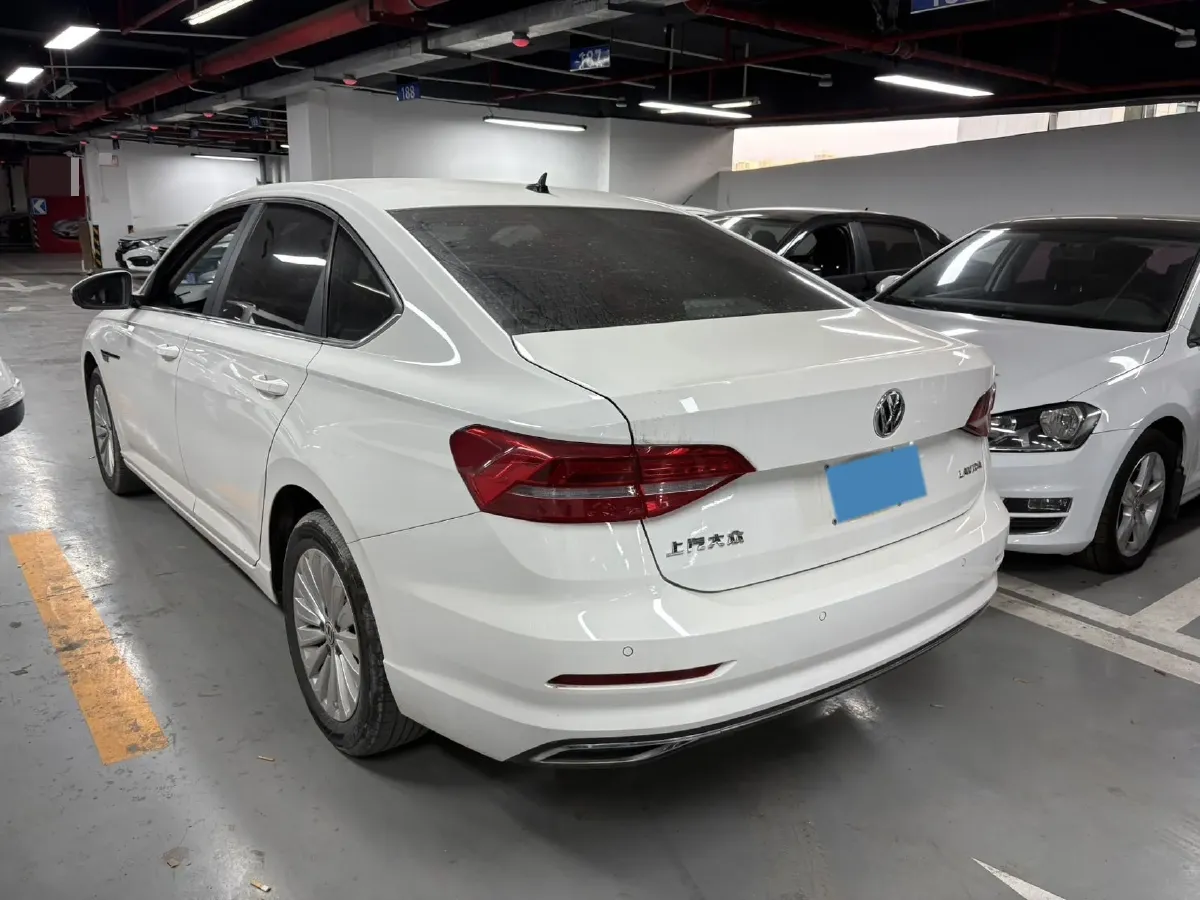 2019 Volkswagen Lavida 1.5L 113HP L4 5MT,autocango,china used car exporter,china ev exporter,chinese used car exporter,chinese used ev exporter
