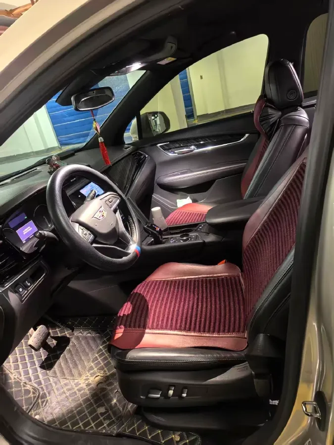 2021 Cadillac XT6 2.0T 237HP L4 9AT,autocango,china used car exporter,china ev exporter,chinese used car exporter,chinese used ev exporter