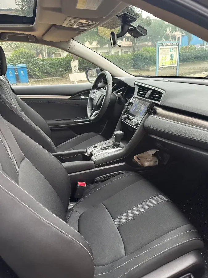 2019 Honda Civic 1.5T 177HP L4 CVT,autocango,china used car exporter,china ev exporter,chinese used car exporter,chinese used ev exporter
