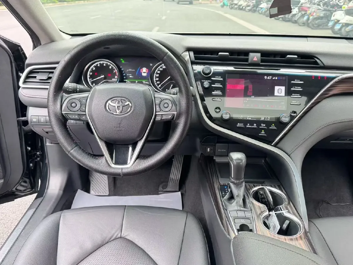 2019 Toyota Camry 2.5L 209HP L4 8AT,autocango,china used car exporter,china ev exporter,chinese used car exporter,chinese used ev exporter