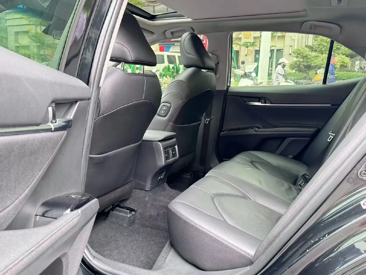 2019 Toyota Camry 2.5L 209HP L4 8AT,autocango,china used car exporter,china ev exporter,chinese used car exporter,chinese used ev exporter