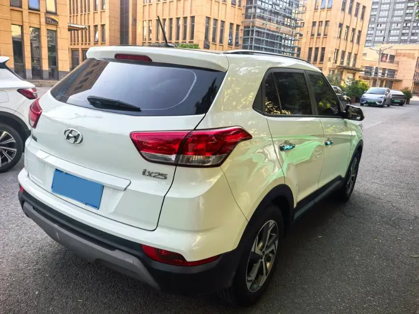 2017 Hyundai ix25 1.6L 125HP L4 6AT,autocango,china used car exporter,china ev exporter,chinese used car exporter,chinese used ev exporter