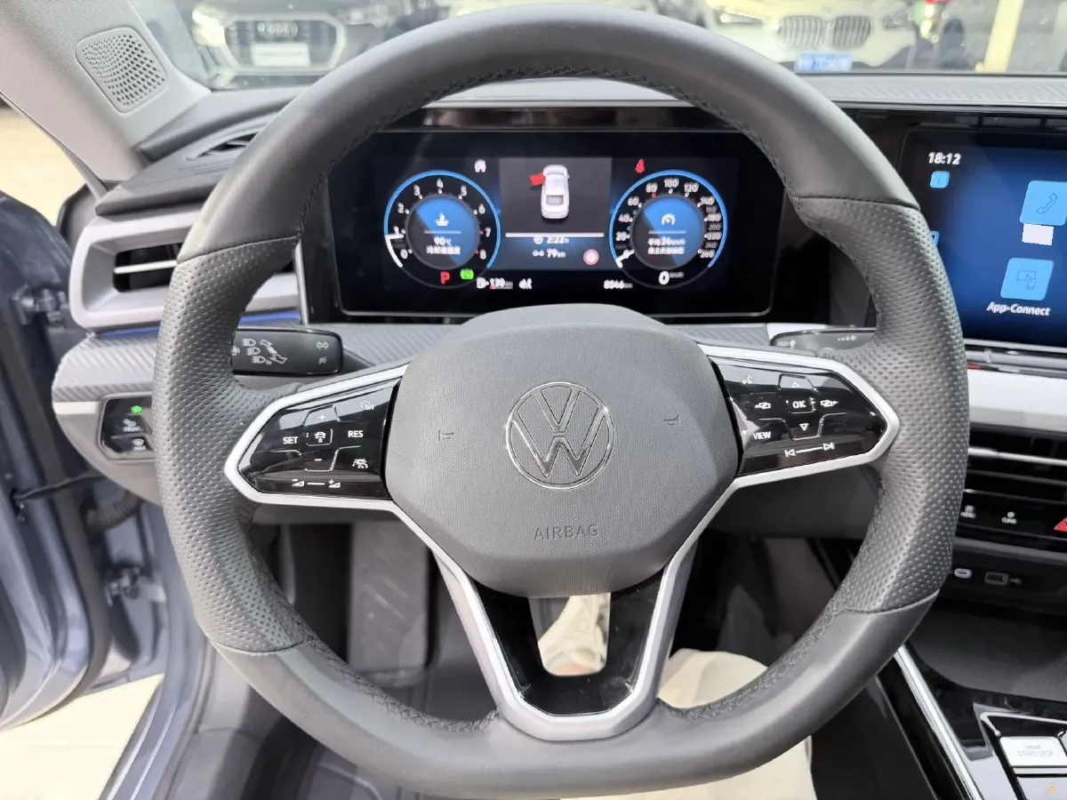 2023 Volkswagen Lamando 1.4T 150HP L4 7DCT,autocango,china used car exporter,china ev exporter,chinese used car exporter,chinese used ev exporter