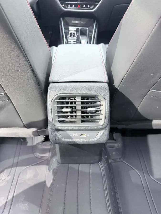 2023 Volkswagen Lamando 1.4T 150HP L4 7DCT,autocango,china used car exporter,china ev exporter,chinese used car exporter,chinese used ev exporter
