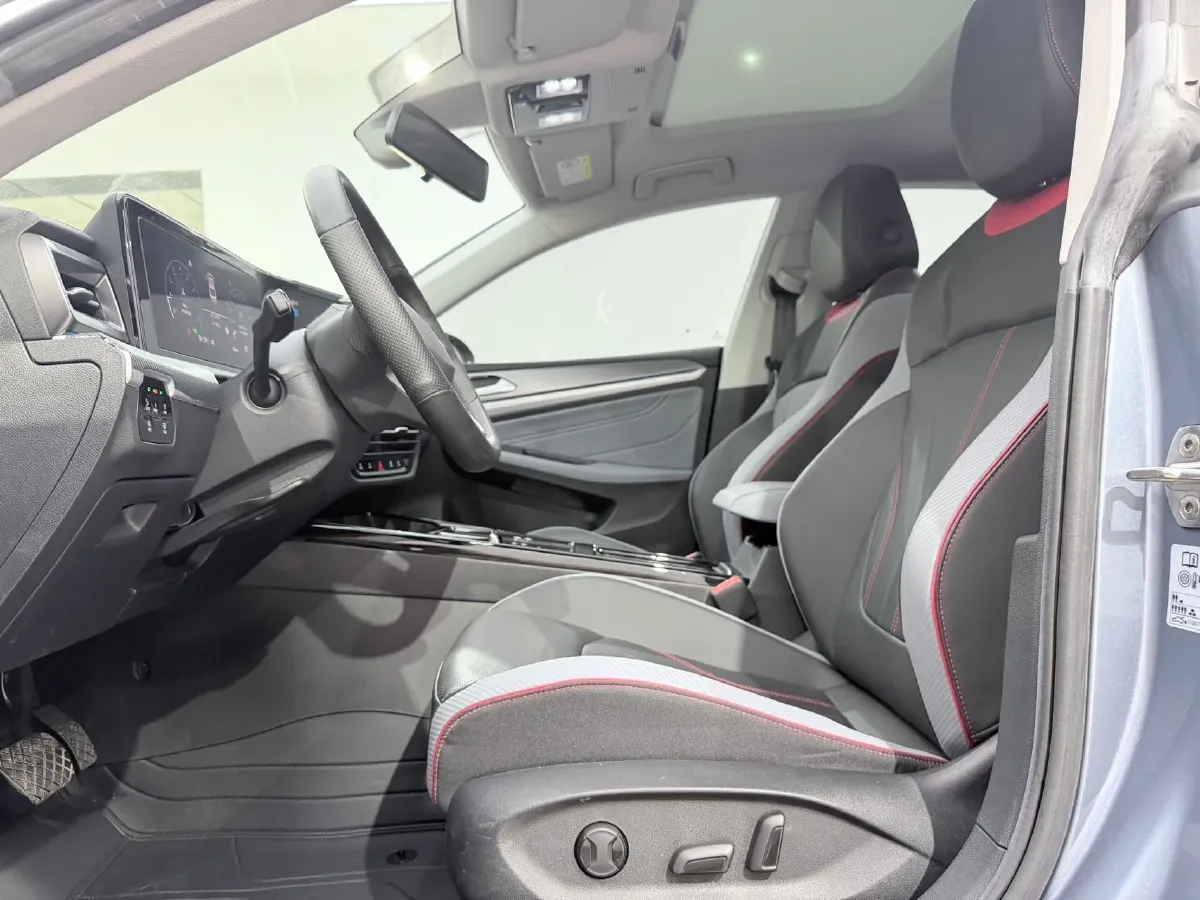 2023 Volkswagen Lamando 1.4T 150HP L4 7DCT,autocango,china used car exporter,china ev exporter,chinese used car exporter,chinese used ev exporter