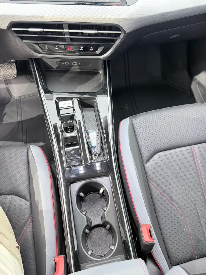 2023 Volkswagen Lamando 1.4T 150HP L4 7DCT,autocango,china used car exporter,china ev exporter,chinese used car exporter,chinese used ev exporter