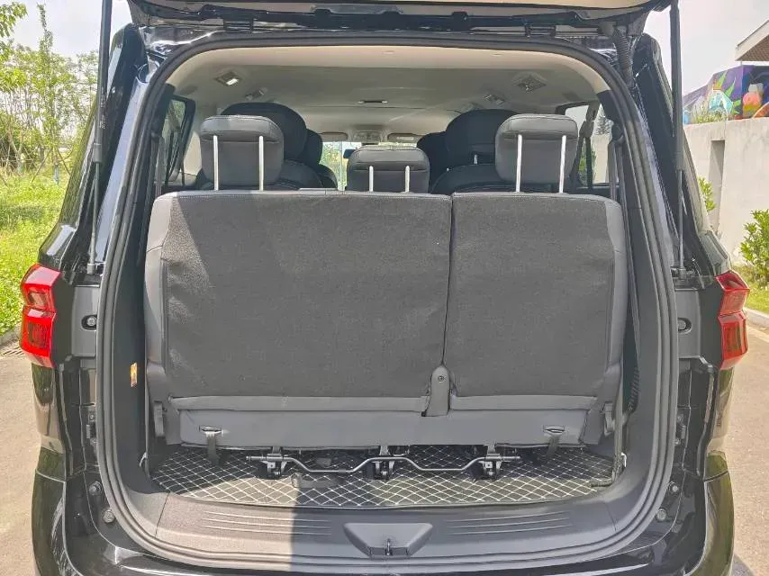 2023 MAXUS G20 2.0T 261HP L4 8AT,autocango,china used car exporter,china ev exporter,chinese used car exporter,chinese used ev exporter