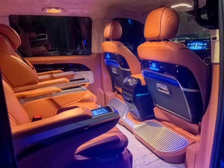 2023 Mercedes-Benz Vito 2.0T 211HP L4 9AT,autocango,china used car exporter,china ev exporter,chinese used car exporter,chinese used ev exporter