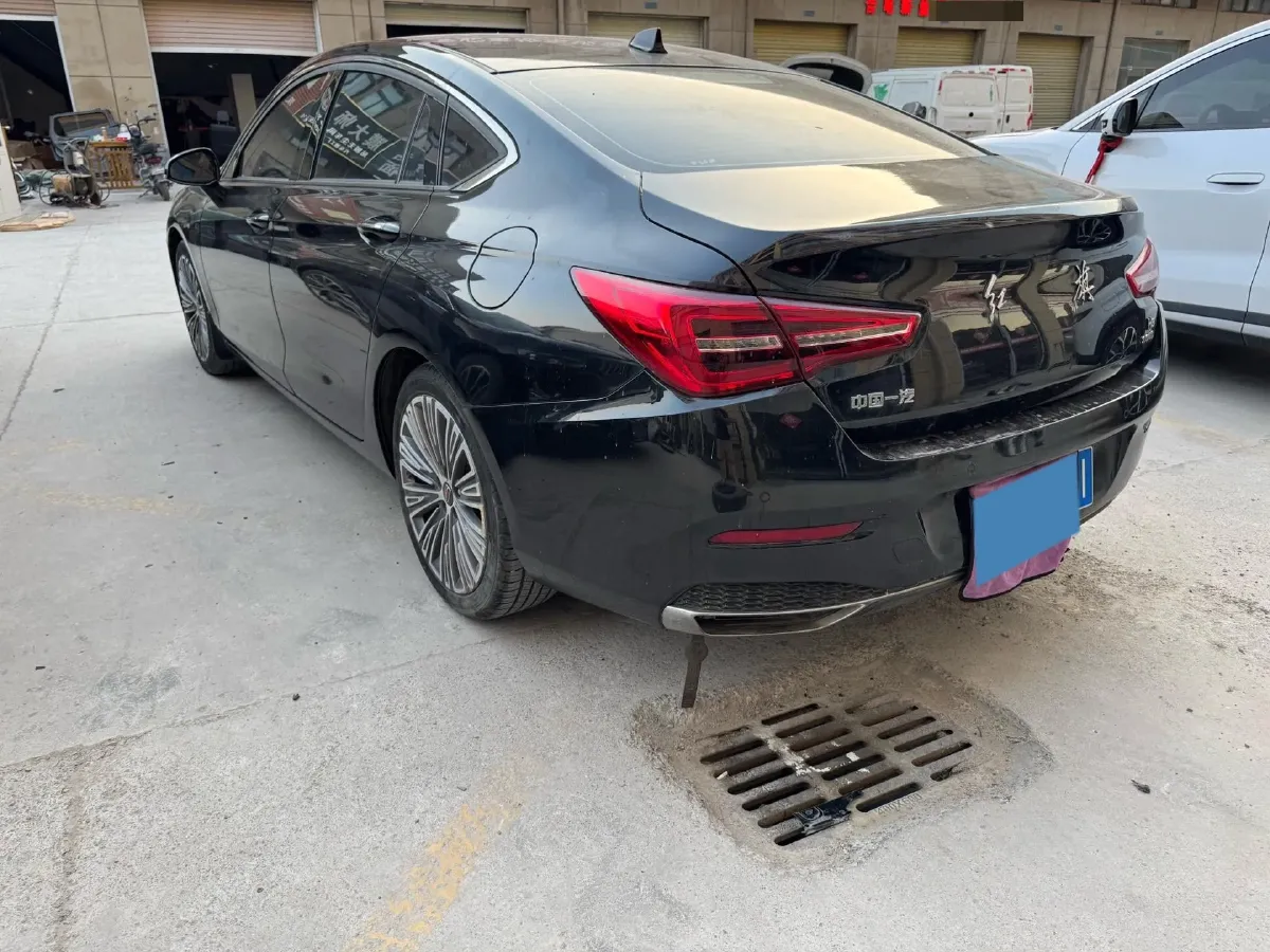 2020 HongQi H5 1.5T 169HP L4 7DCT,autocango,china used car exporter,china ev exporter,chinese used car exporter,chinese used ev exporter