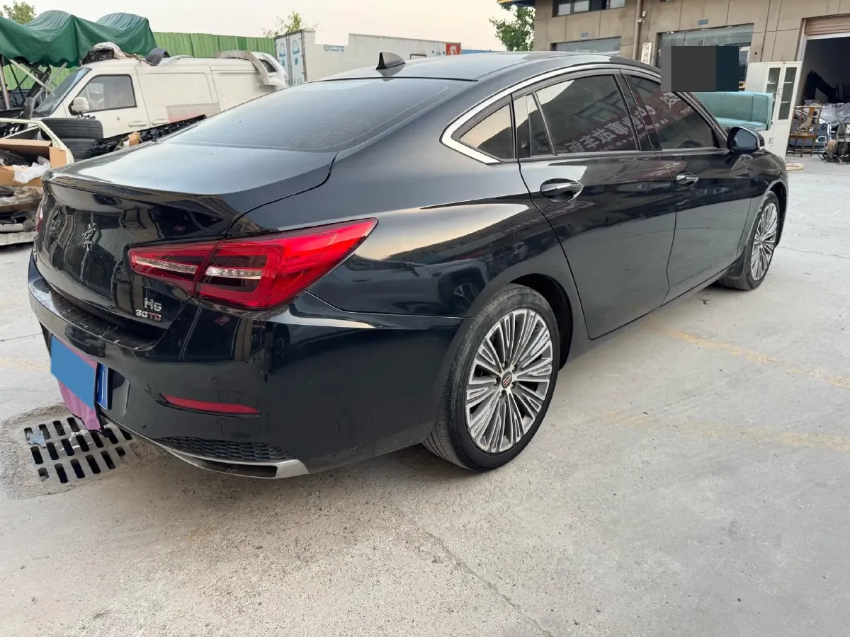 2020 HongQi H5 1.5T 169HP L4 7DCT,autocango,china used car exporter,china ev exporter,chinese used car exporter,chinese used ev exporter