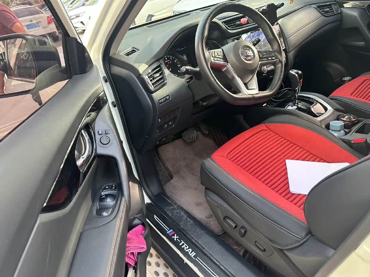 2023 Nissan X-Trail 2.0L 151HP L4 CVT,autocango,china used car exporter,china ev exporter,chinese used car exporter,chinese used ev exporter