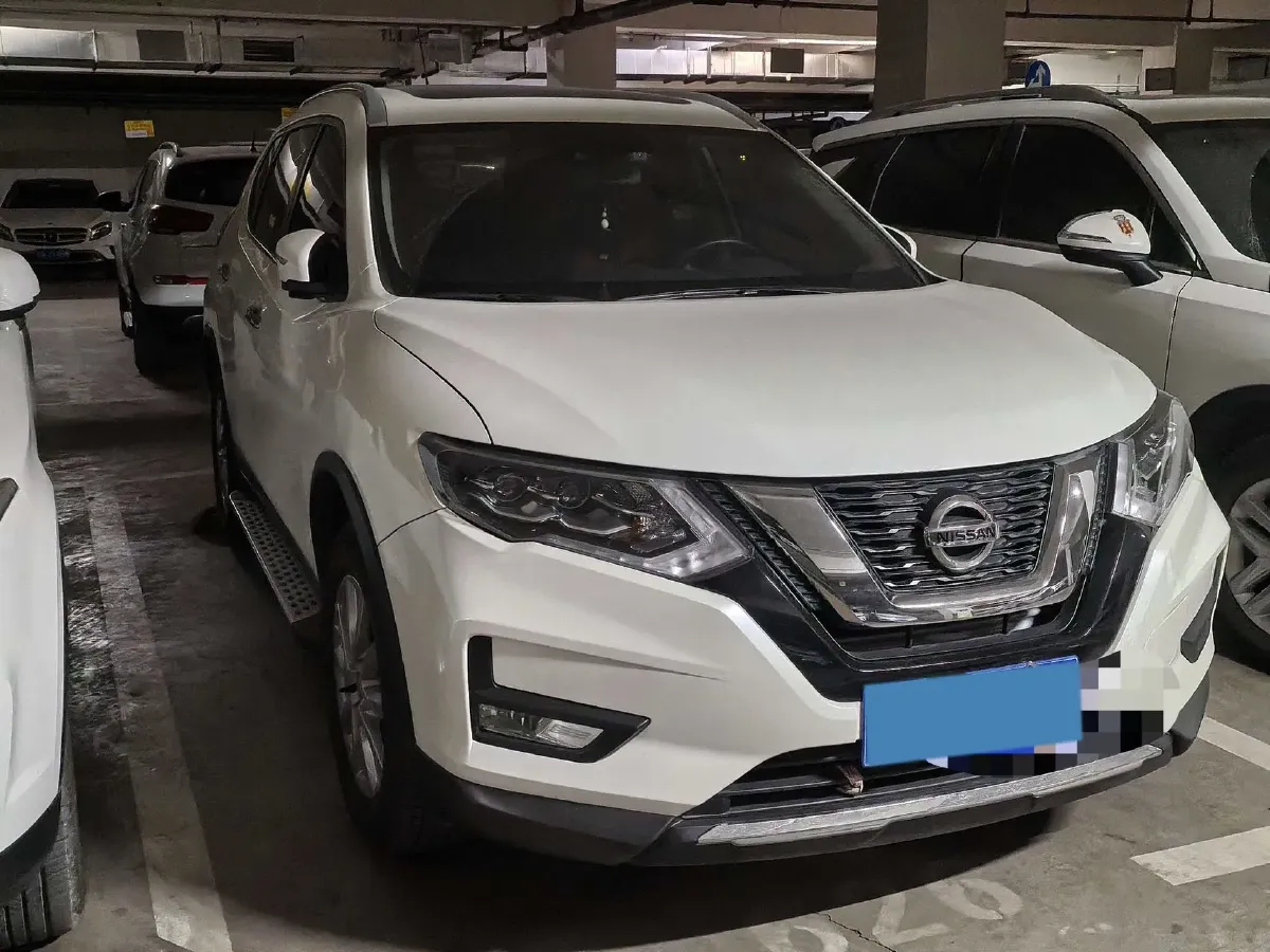 2023 Nissan X-Trail 2.0L 151HP L4 CVT,autocango,china used car exporter,china ev exporter,chinese used car exporter,chinese used ev exporter