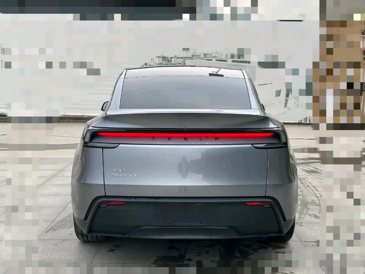 2025 Tesla Model Y BEV 62.5KWH,autocango,china used car exporter,china ev exporter,chinese used car exporter,chinese used ev exporter