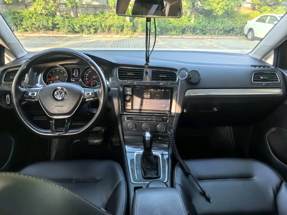 2019 Volkswagen Golf 1.4T 150HP L4 7DCT,autocango,china used car exporter,china ev exporter,chinese used car exporter,chinese used ev exporter