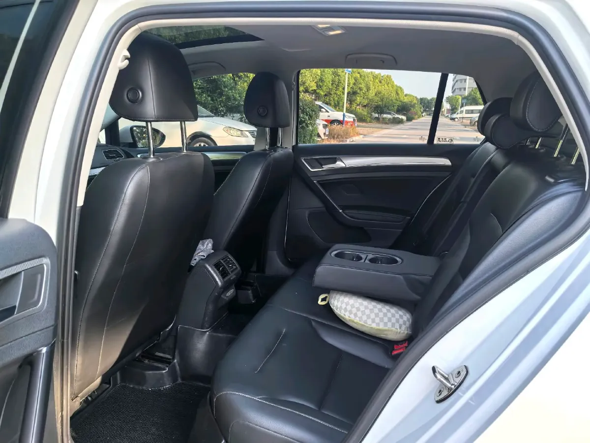 2019 Volkswagen Golf 1.4T 150HP L4 7DCT,autocango,china used car exporter,china ev exporter,chinese used car exporter,chinese used ev exporter