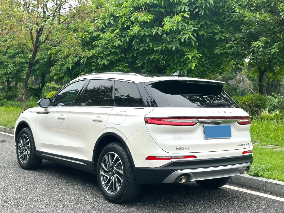 2021 Lincoln Corsair 2.0T 245HP L4 8AT,autocango,china used car exporter,china ev exporter,chinese used car exporter,chinese used ev exporter
