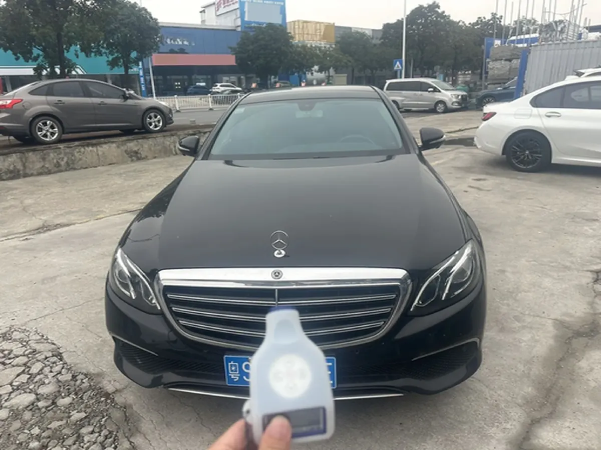 2020 Mercedes-Benz E Class 2.0T 258HP L4 9AT,autocango,china used car exporter,china ev exporter,chinese used car exporter,chinese used ev exporter