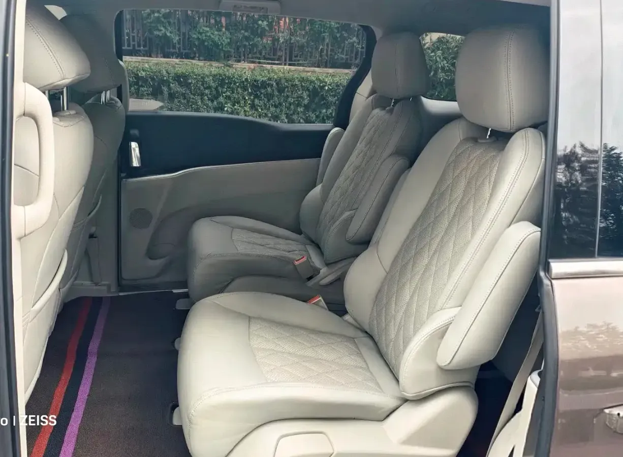 2021 Buick GL8 2.0T 237HP L4 9AT,autocango,china used car exporter,china ev exporter,chinese used car exporter,chinese used ev exporter
