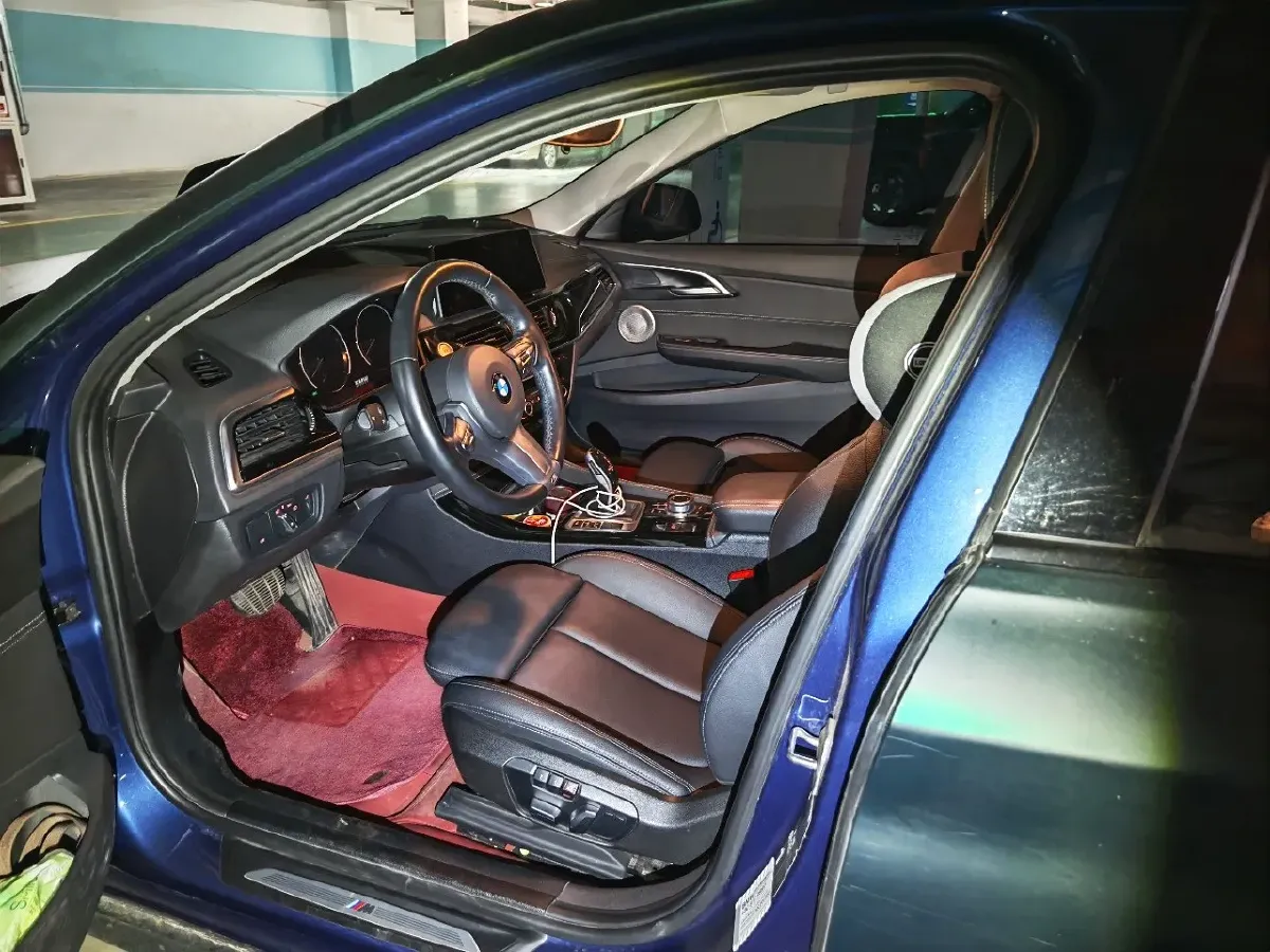 2022 BMW 1 Series 1.5T 140HP L3 7DCT,autocango,china used car exporter,china ev exporter,chinese used car exporter,chinese used ev exporter