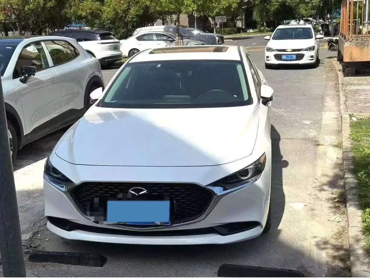 2021 Mazda 3 Axela 2.0L 158HP L4 6AT,autocango,china used car exporter,china ev exporter,chinese used car exporter,chinese used ev exporter
