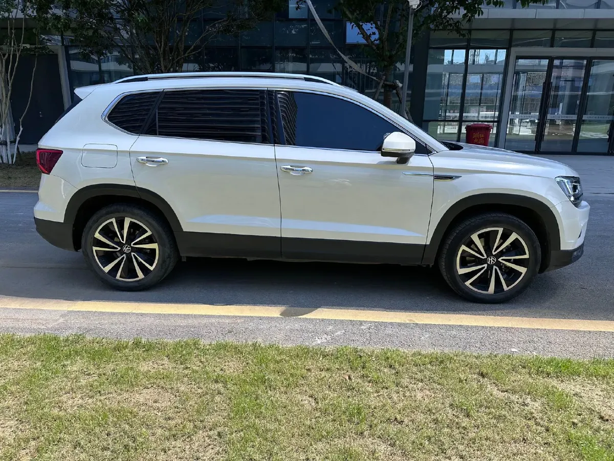 2021 Volkswagen Tharu 1.4T 150HP L4 7DCT,autocango,china used car exporter,china ev exporter,chinese used car exporter,chinese used ev exporter