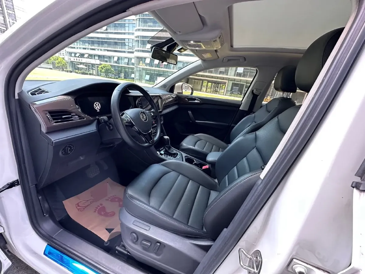 2021 Volkswagen Tharu 1.4T 150HP L4 7DCT,autocango,china used car exporter,china ev exporter,chinese used car exporter,chinese used ev exporter