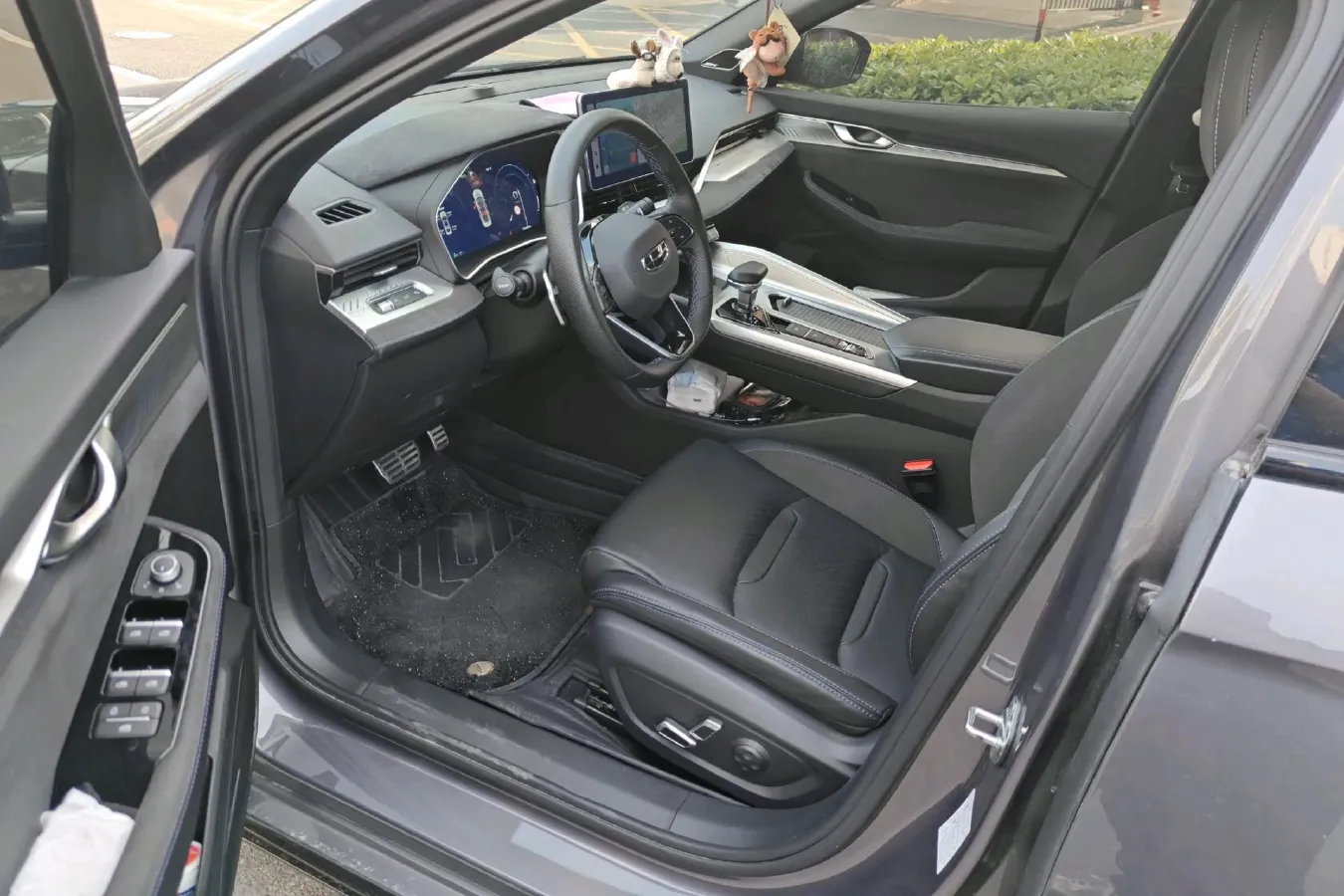 2024 Geely Preface 2.0T 190HP L4 7DCT,autocango,china used car exporter,china ev exporter,chinese used car exporter,chinese used ev exporter