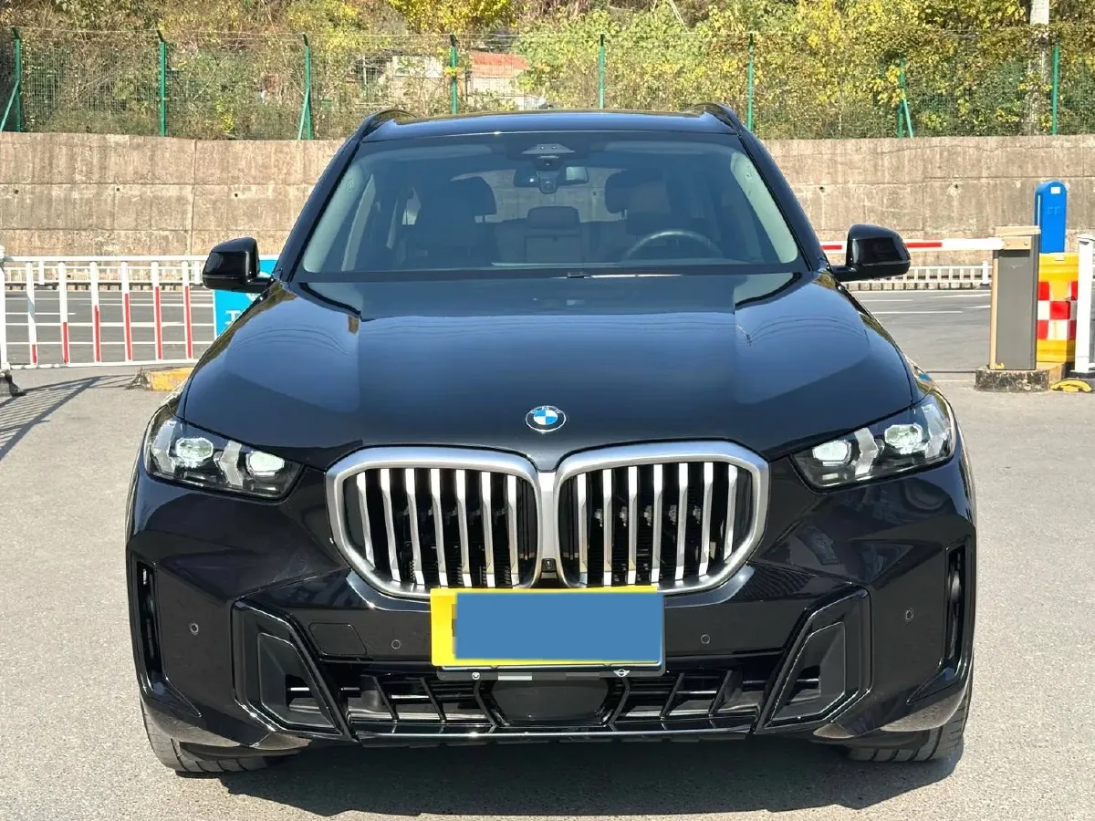 2023 BMW X5 2.0T 258HP L4 8AT,autocango,china used car exporter,china ev exporter,chinese used car exporter,chinese used ev exporter
