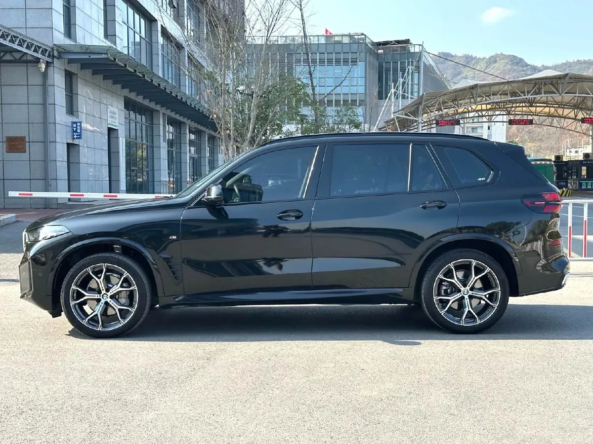 2023 BMW X5 2.0T 258HP L4 8AT,autocango,china used car exporter,china ev exporter,chinese used car exporter,chinese used ev exporter