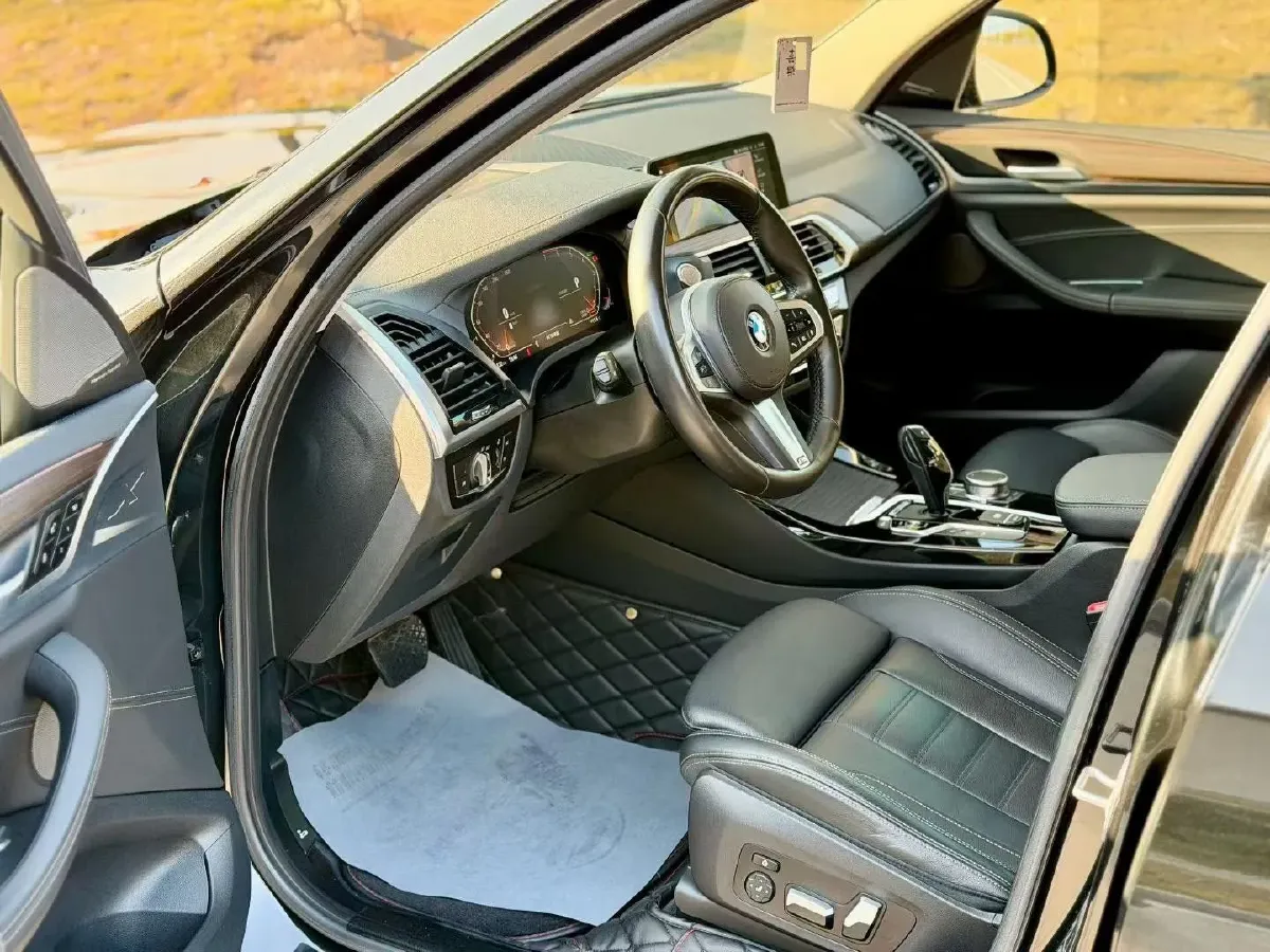 2021 BMW X3 2.0T 224HP L4 8AT,autocango,china used car exporter,china ev exporter,chinese used car exporter,chinese used ev exporter