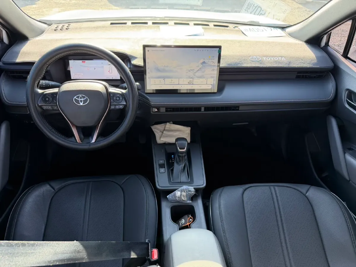 2025 Toyota Corolla 1.2T 116HP L4 CVT,autocango,china used car exporter,china ev exporter,chinese used car exporter,chinese used ev exporter