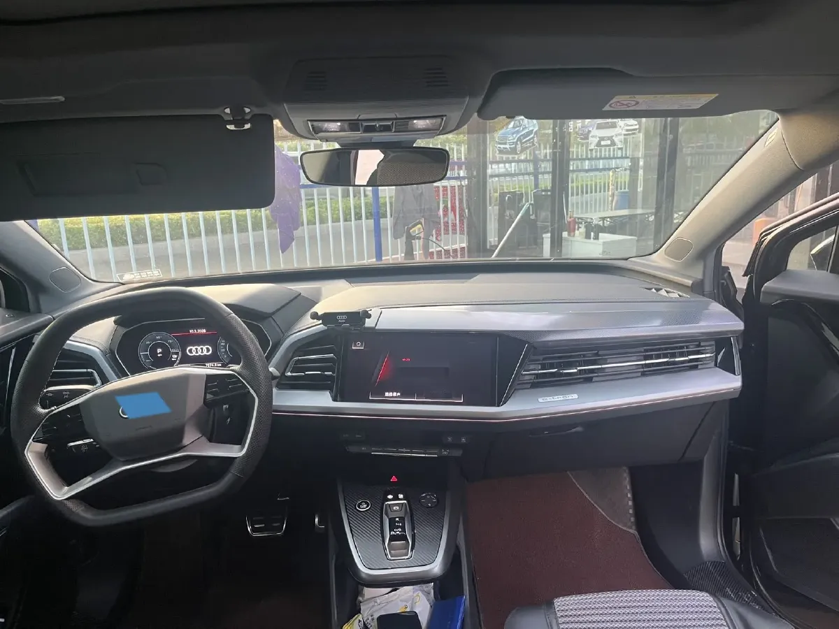2024 Audi Q4 e-tron BEV 84.8KWH,autocango,china used car exporter,china ev exporter,chinese used car exporter,chinese used ev exporter