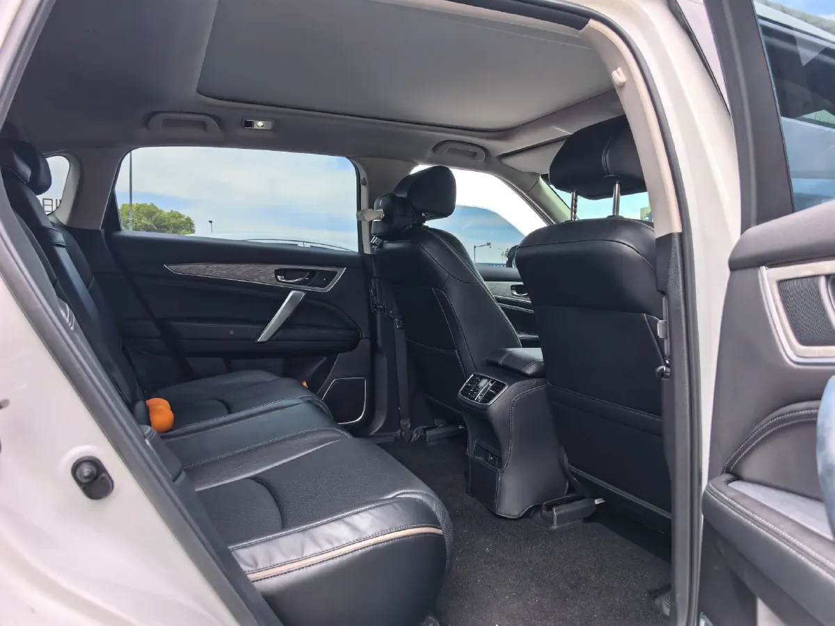 2023 Honda Avancier 2.0T 261HP L4 9AT,autocango,china used car exporter,china ev exporter,chinese used car exporter,chinese used ev exporter
