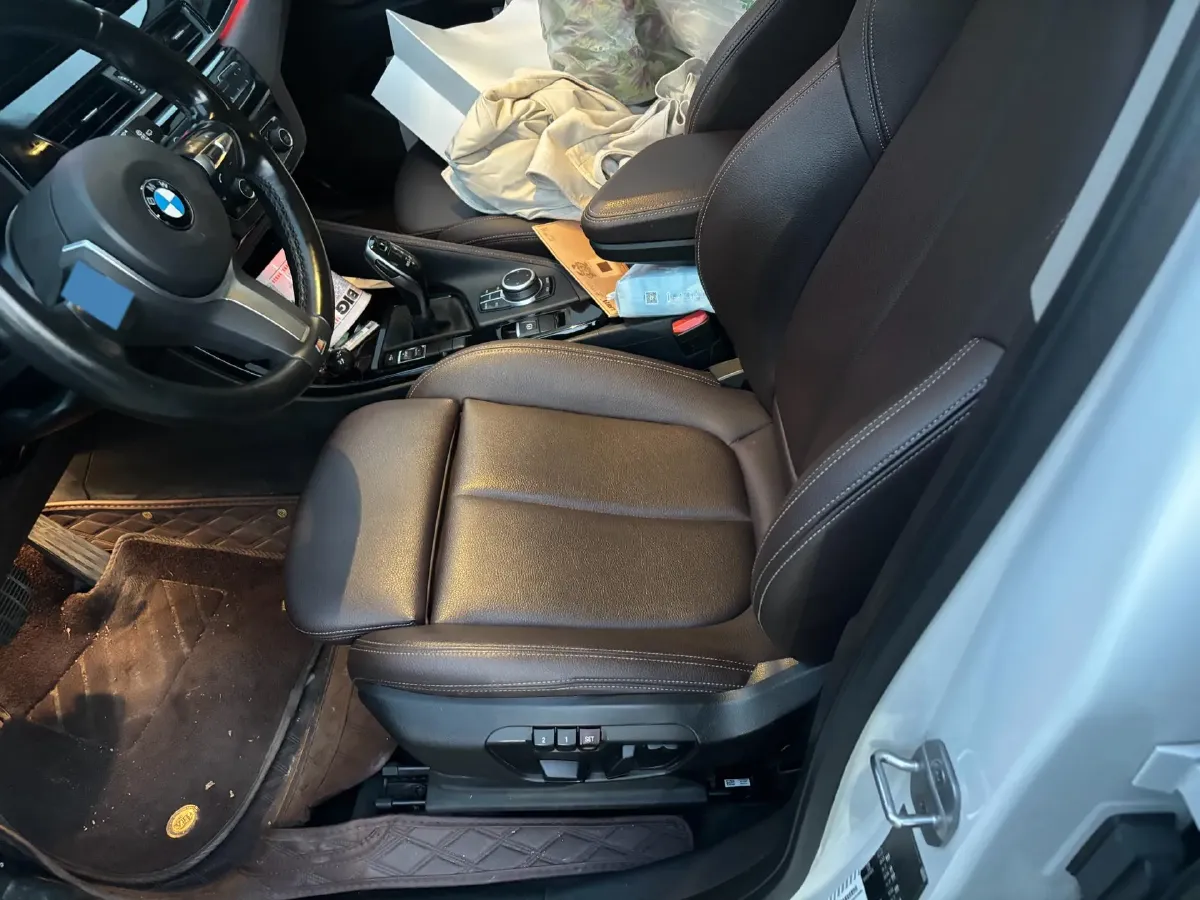 2020 BMW X1 1.5T 140HP L3 7DCT,autocango,china used car exporter,china ev exporter,chinese used car exporter,chinese used ev exporter